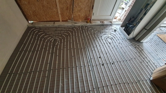 Afbouw Meester vloerverwarming praktijkfoto 22